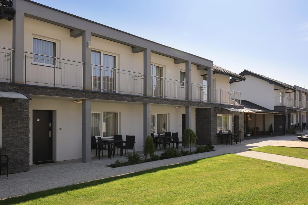 Seo2 Rewal - Apartamenty Z Osobnym Wejsciem, Grzany Basen, Darmowe Sauny, Parking, Grill, Wifi Esterno foto