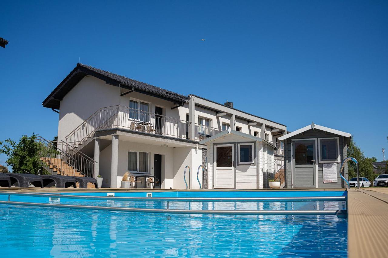 Seo2 Rewal - Apartamenty Z Osobnym Wejsciem, Grzany Basen, Darmowe Sauny, Parking, Grill, Wifi Esterno foto