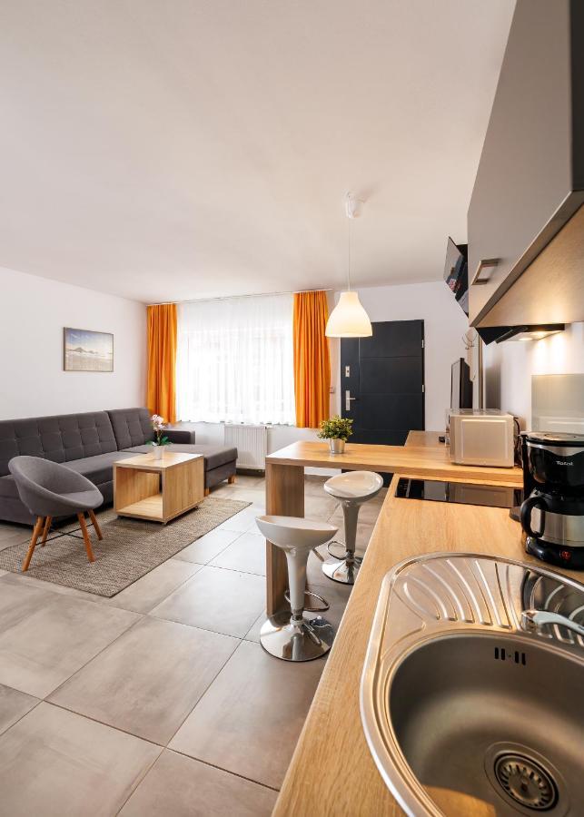 Seo2 Rewal - Apartamenty Z Osobnym Wejsciem, Grzany Basen, Darmowe Sauny, Parking, Grill, Wifi Esterno foto