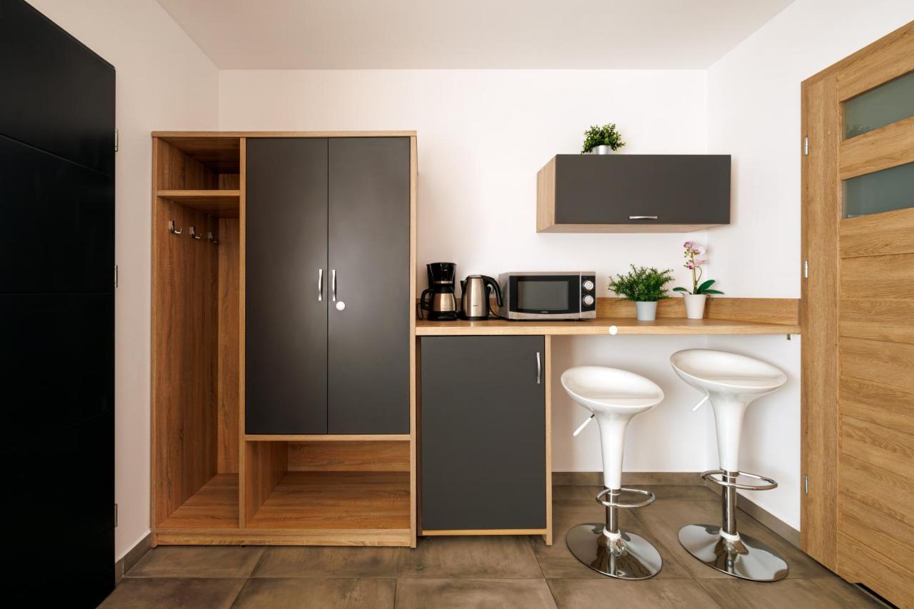 Seo2 Rewal - Apartamenty Z Osobnym Wejsciem, Grzany Basen, Darmowe Sauny, Parking, Grill, Wifi Esterno foto
