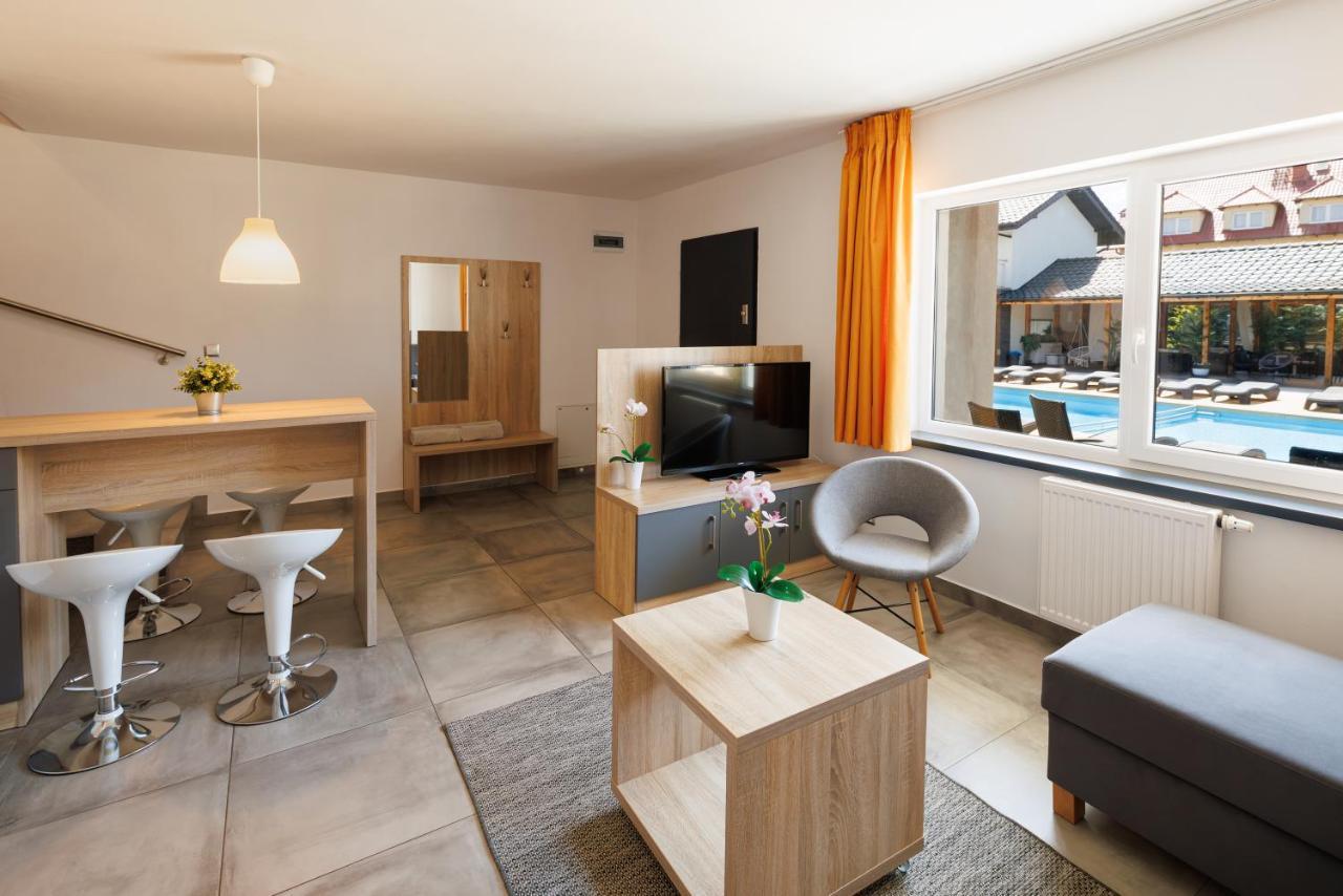 Seo2 Rewal - Apartamenty Z Osobnym Wejsciem, Grzany Basen, Darmowe Sauny, Parking, Grill, Wifi Esterno foto