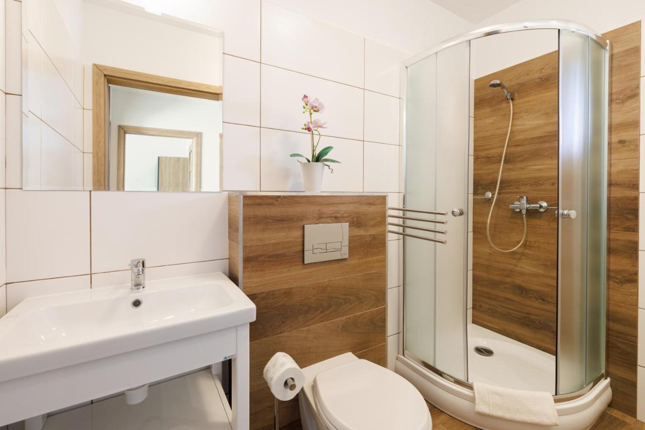 Seo2 Rewal - Apartamenty Z Osobnym Wejsciem, Grzany Basen, Darmowe Sauny, Parking, Grill, Wifi Esterno foto